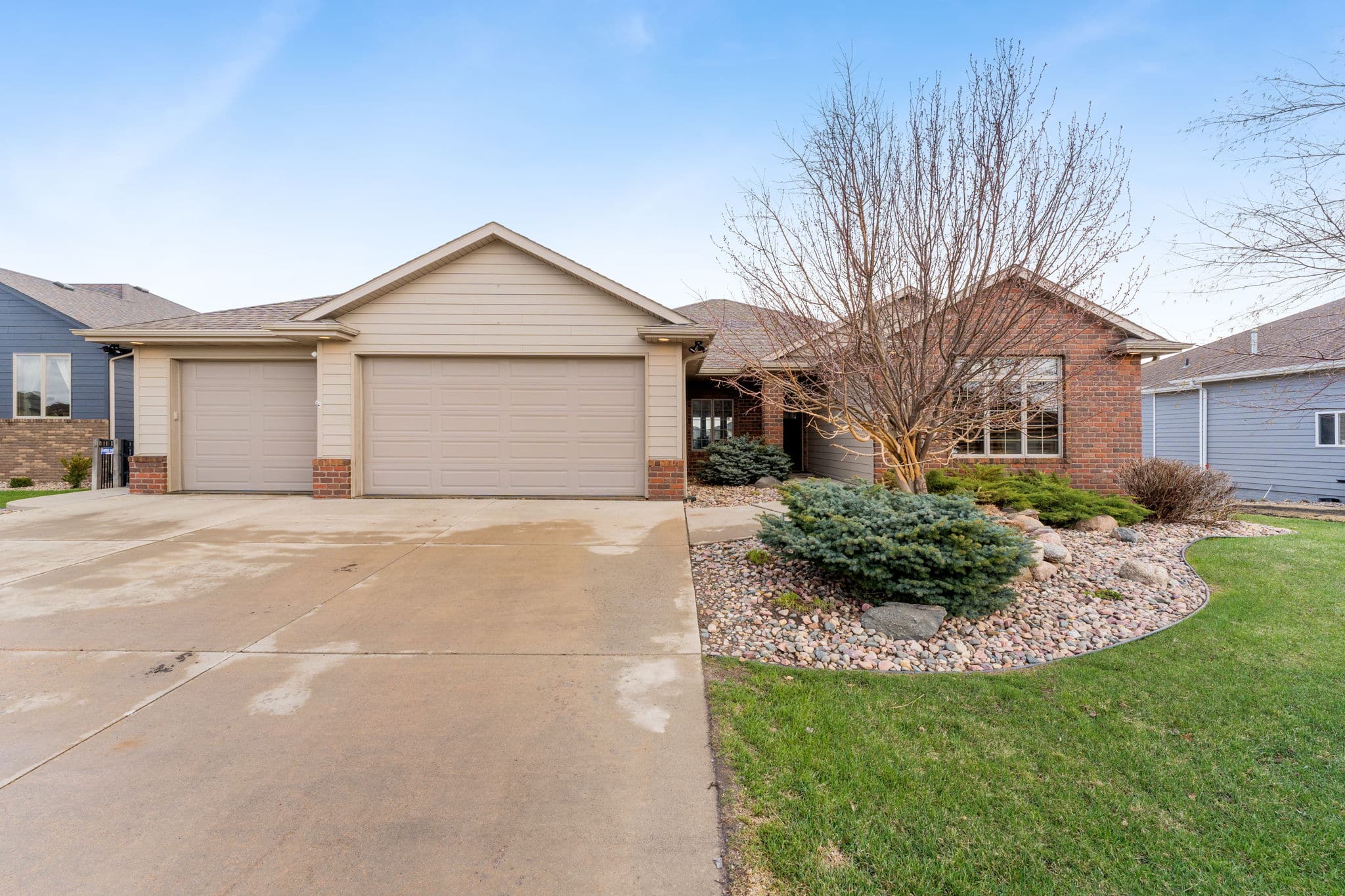 6-bedroom, fully accessible ranch home wows in south Sioux Falls