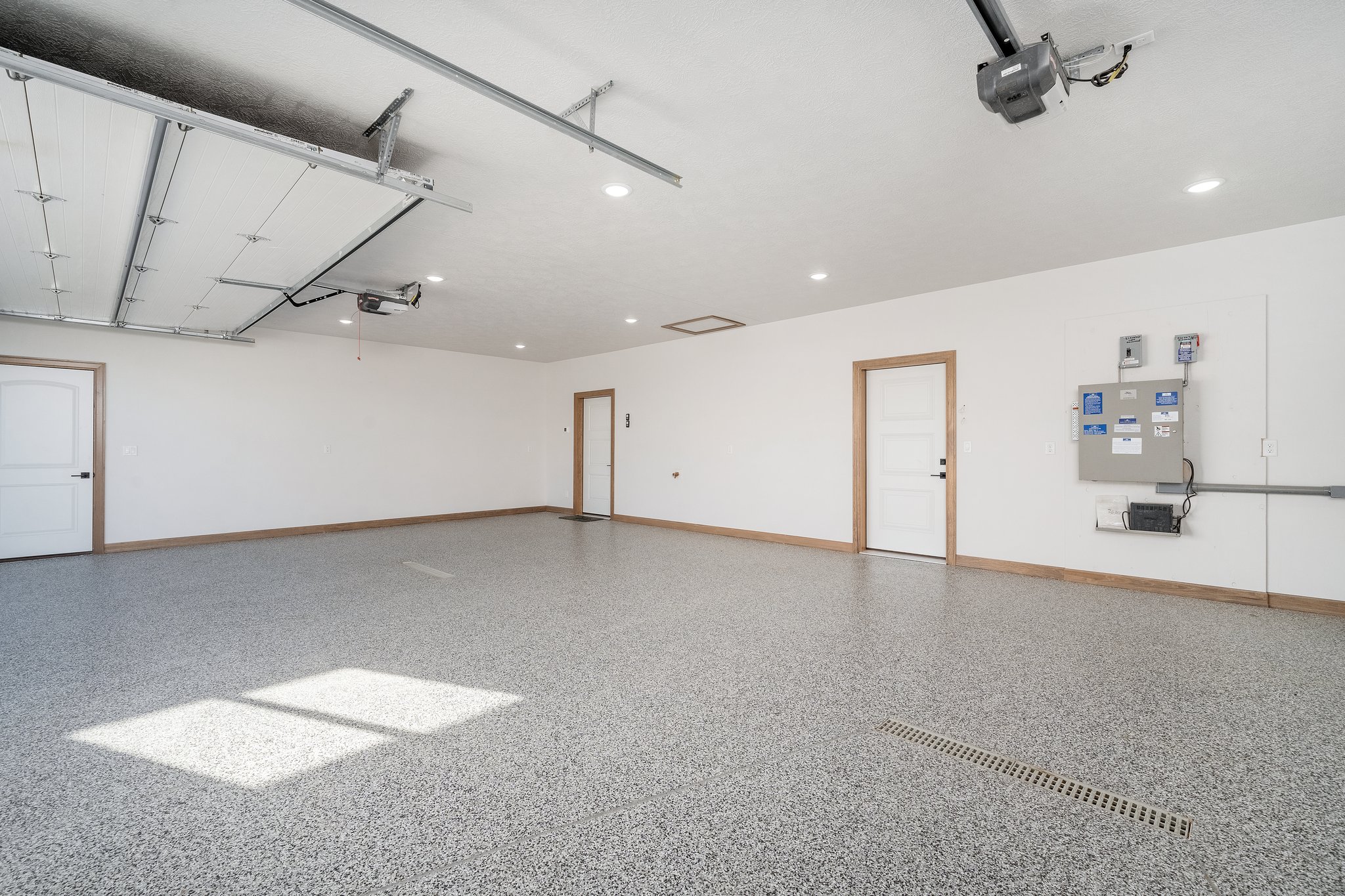 Experience Luxury and Accessibility in this Exquisite Executive Ranch ...