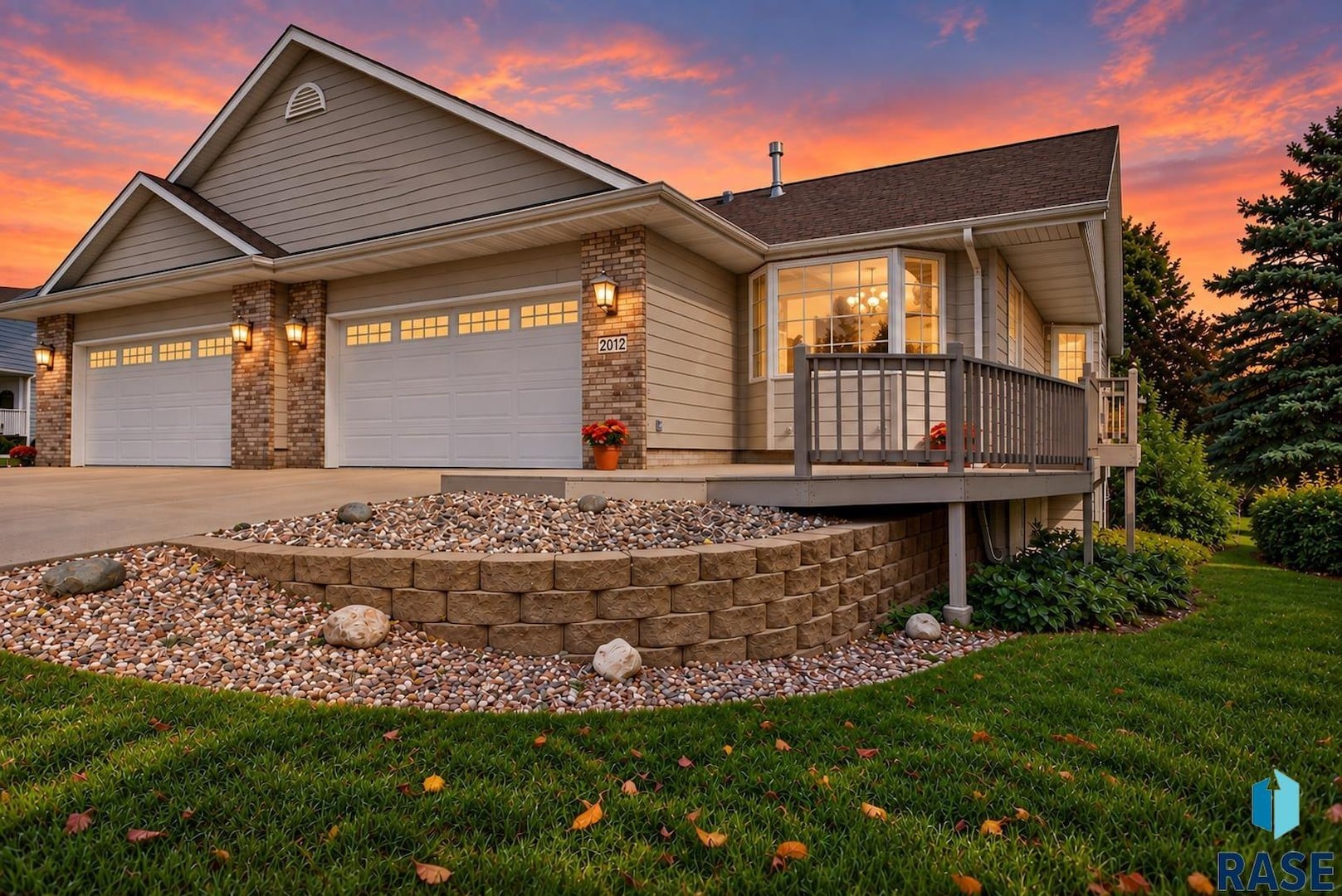front exterior of 2012 S Leah Cir